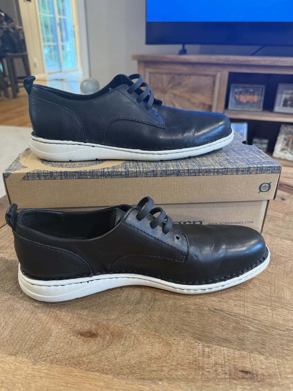 Born Todd Black Leather Casual Oxford Shoes Men’s Size 9 M BM0006803 w/ Box - Picture 2 of 10